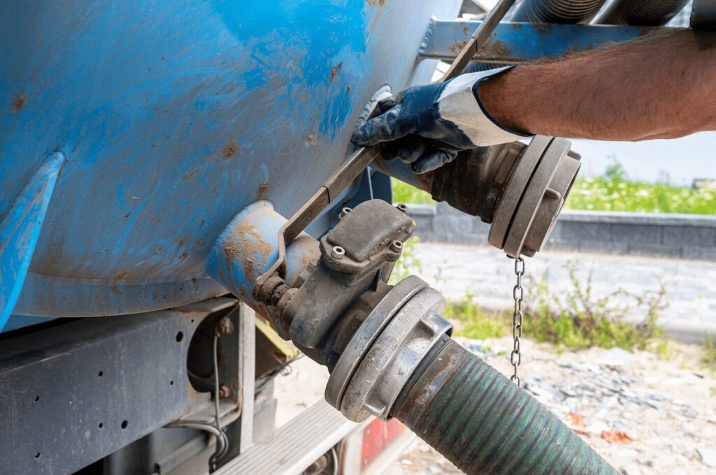 Septic Tank Pumping Services​​